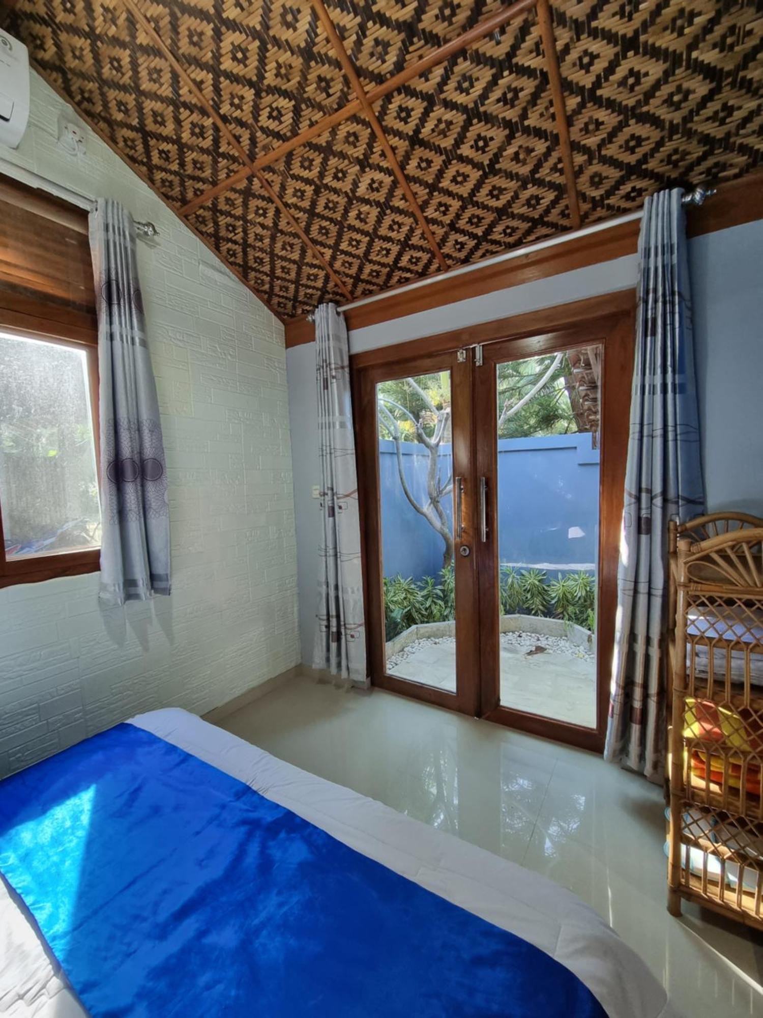 Istana Ombak Eco Resort Pacitan Exterior foto